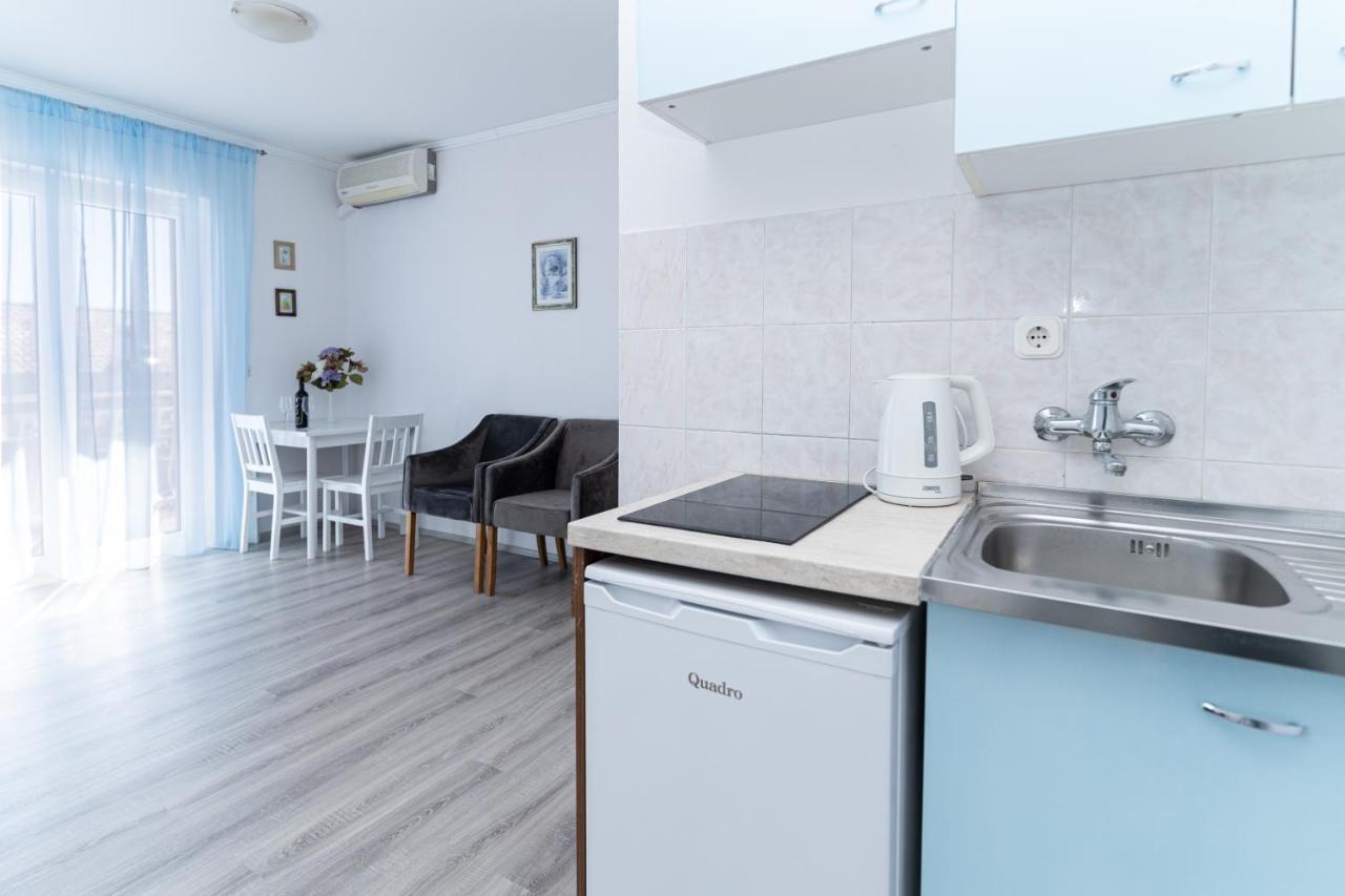 Benic Apartments Mlini Exterior foto