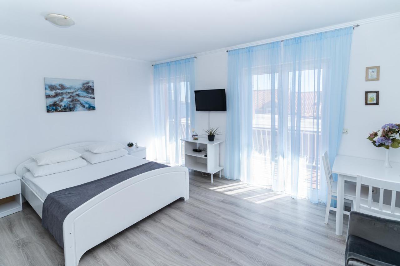 Benic Apartments Mlini Exterior foto