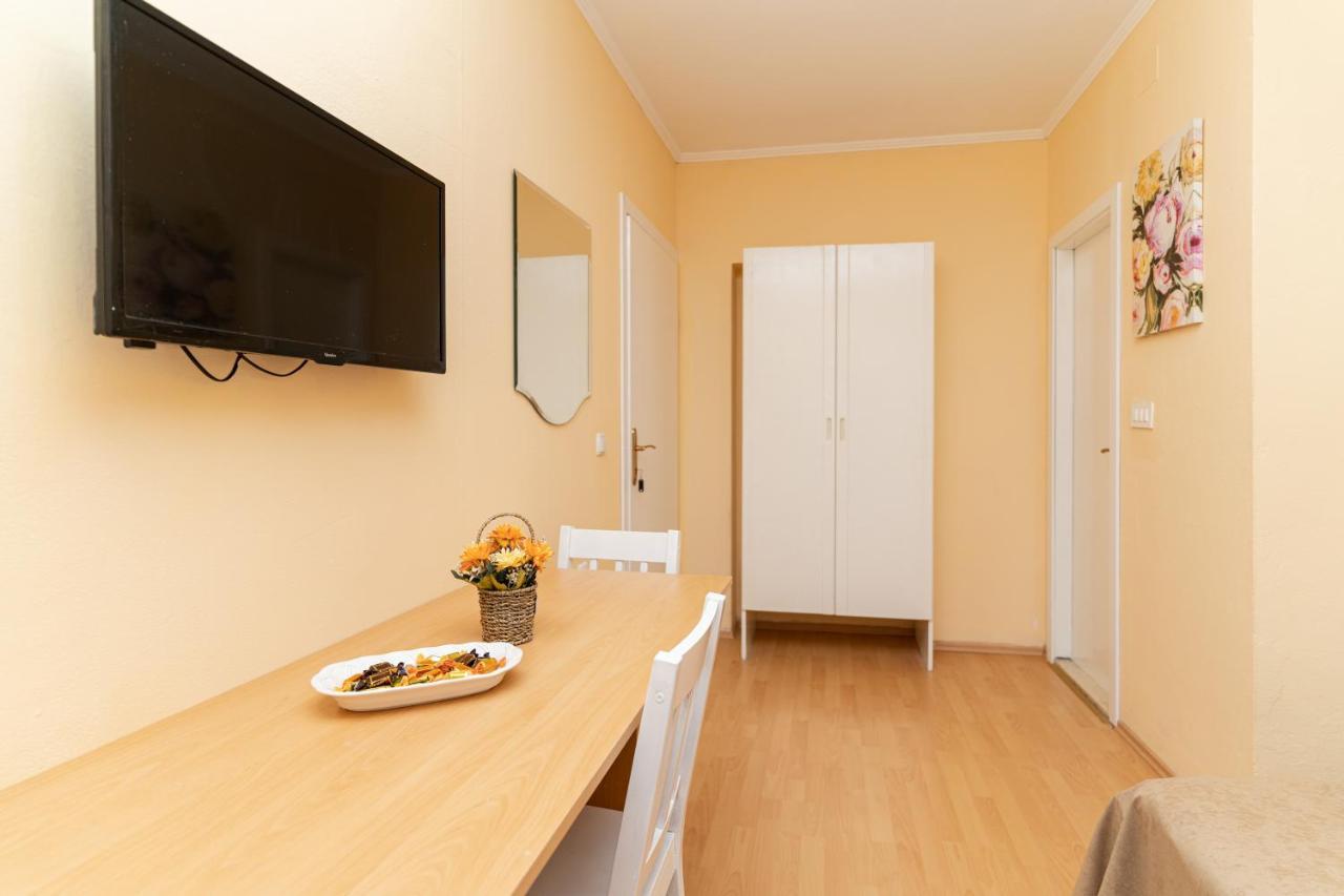 Benic Apartments Mlini Exterior foto